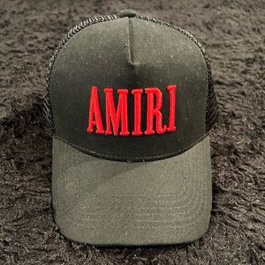 Amiri Hat